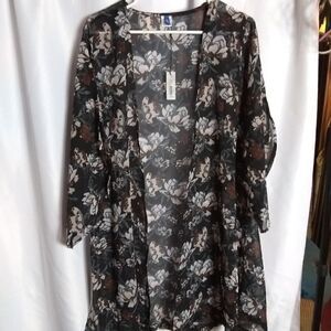 APT 9 sheer cover up